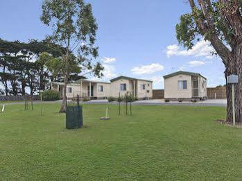 Gum Tree Caravan Park Port Fairy Exterior foto